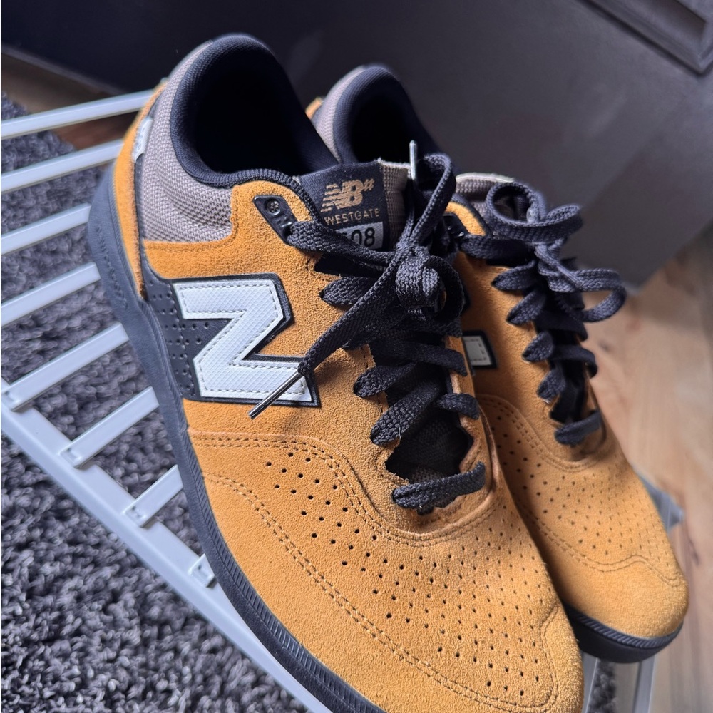 New Balance Men's Westgate 508 Caramel and Black 9.5